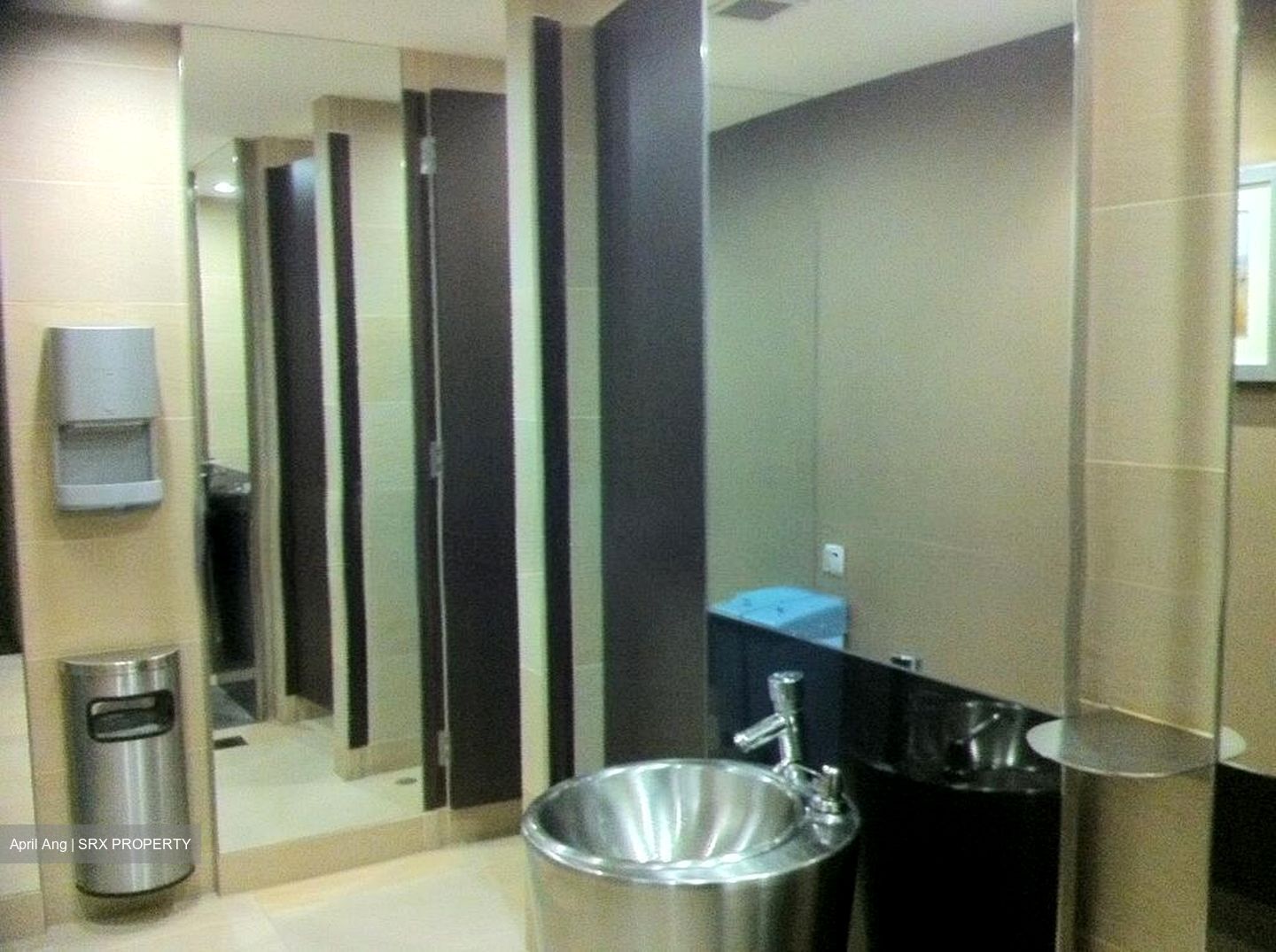 Altez (D2), Office #568690901